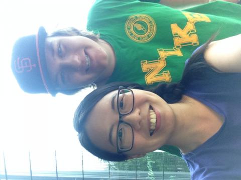 英語通  - 一對一成人美語閱讀教學：美國大學生。