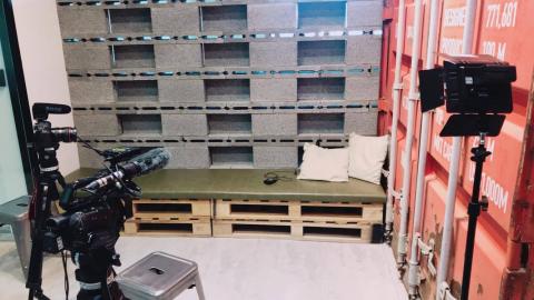 SkyFilm影像工作室 - 幫長期配合廠商拍攝訪談影片