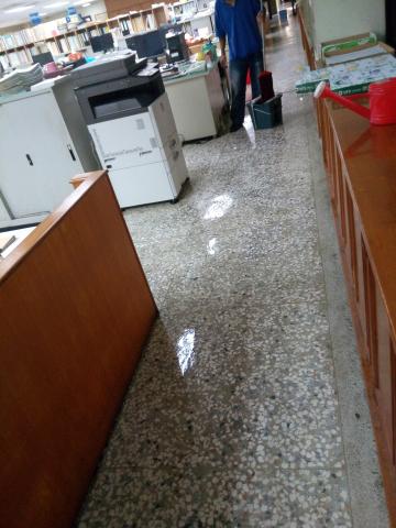 譽潔清潔公司 - 變電所辦公清潔打蠟