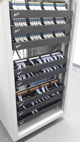 PRO工具人 - 工程案例(三)-機房網路跳線整線 PRO工具人 - 工程案例(三)-機房網路跳線整線