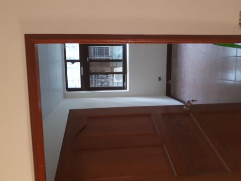 金玉滿堂  油漆 防水 工程 - 舊門框 油漆 施工完畢