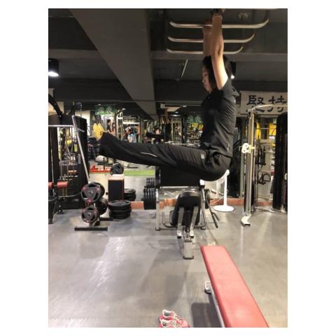 Mo-Mo私人教練工作室 - 核心炸裂 人體 