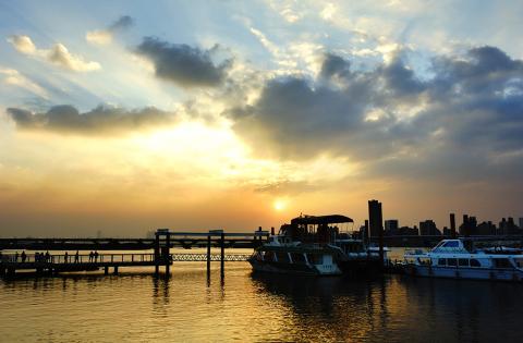 個人工作室 - 大稻埕夕陽