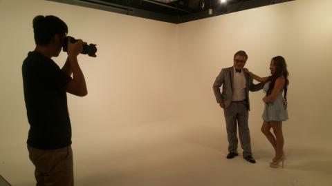 赫菈文創整合行銷有限公司 - 自製網路節目錄影花絮
(網路節目：女神也瘋狂 BABY OH MY GOD)