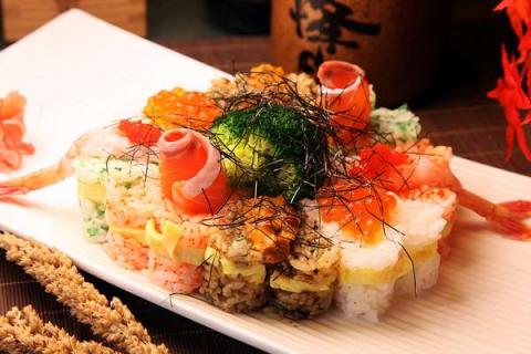 黃啟良 - 生日壽司蛋糕