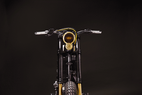 吳俞嫺 - 機車商業攝影