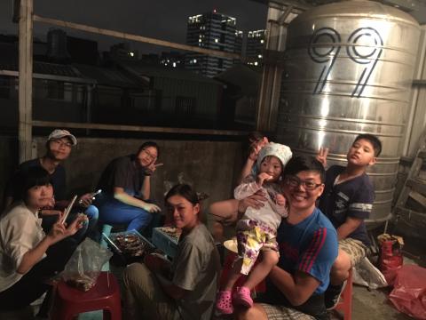 陳英磊 - 2017中秋假期，大家一起烤肉！