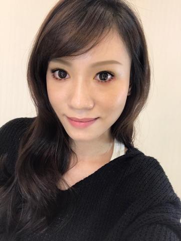 JOAN彩妝造型藝想世界 - 