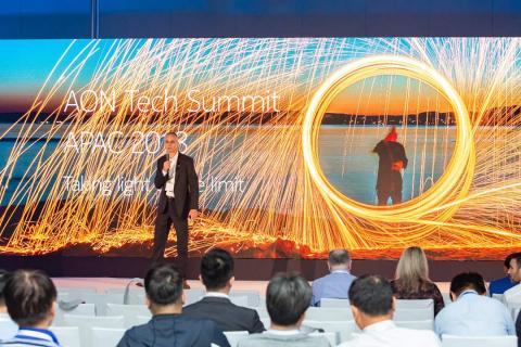 Lookin Photography  - 