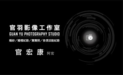 說服力設計所 souffl&eacute; design - 名片設計｜攝影師(正)------客戶指定的黑色設計，更能凸顯工作的專業度