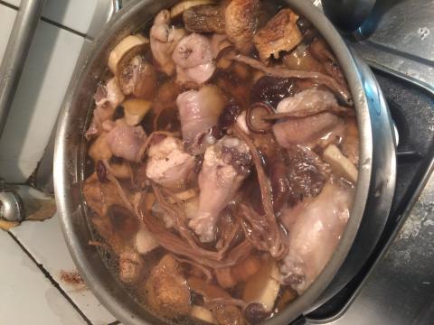 小潘珠寶、室內設計-工作室 - 百菇雞湯