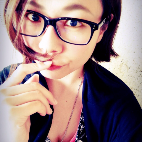 提供潤稿服務的專家陳小姐