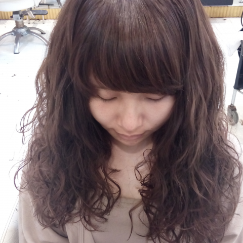 日式威廉(竹北店) - 可愛又不顯老氣的浪漫捲髮
