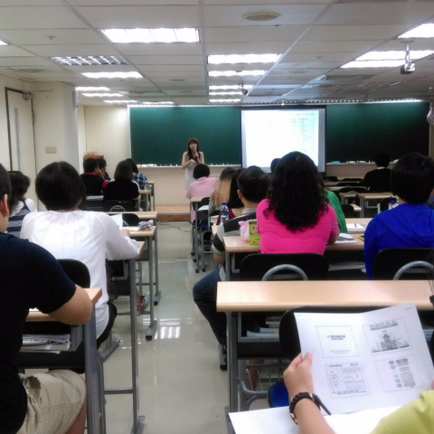 陳小牧老師 - 升高中課業注意事項提醒及升學重點科目讀書方法分析