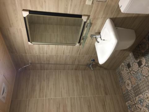 萬福房屋工程 - 浴室改建木紋石英磁磚連工帶料完工照