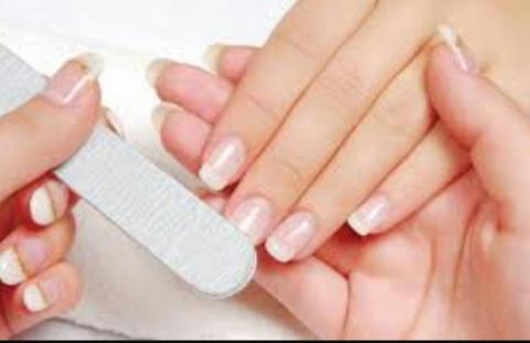 一格百元剪髮, Spa舒壓 ,修指甲,挖耳朵 - 來店好禮享有免費修指甲的服務喔???