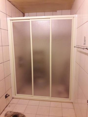 展翔鋼鋁門窗 - 乾濕分離　有框
橫拉３門
霧面PS板