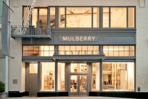 Ian Digital 伊恩數位行銷工作室 - 英國 Mulberry
英國知名皮件品牌Mulberry，傳承源自英格蘭西南部Somerset田園的手工歷史，繼續在這世代低調但奢華地創造精良的皮件與成衣。