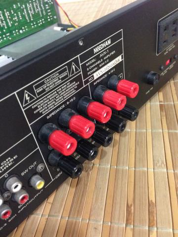 電氣使者 - 擴大機後面接線端子