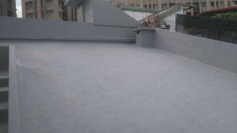 李昶輝 - 屋頂防水施做