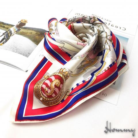 Pure攝影工作室 - 此圖為店家IG宣傳照，故比例為1:1(圖片可能因上傳壓縮關係解析度下降)