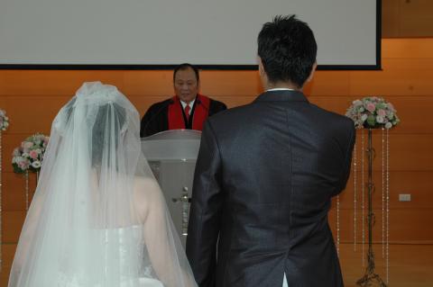 吳高樹 - 神父的祝福