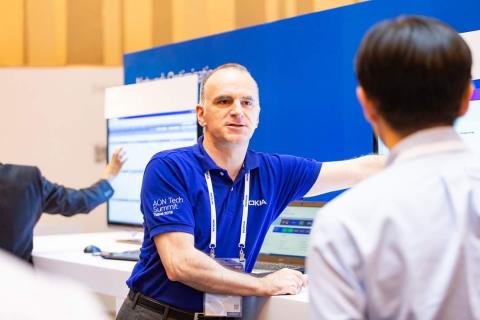 Lookin Photography  - 