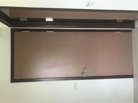 永順金屬工程有限公司 - 木質門