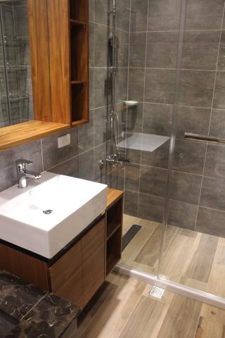 金洲室內裝修實業有限公司 - 