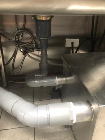 姜光堯 - 簡易截油槽排水管安裝