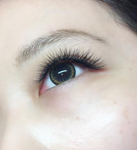 林秋麗（Dana lin)美睫講師 - 0.07層次毛用高層次手法作出放射感，眼線效果明顯，讓眼睛大而有神。