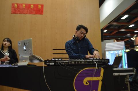 D.Ravers - 世貿國際加盟展現場表演