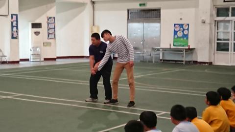 桃園市柔道推廣協會 - 華勛國小；防身術巡迴講座