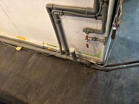 安心水電宅修 - 冷熱水+排水明管施作