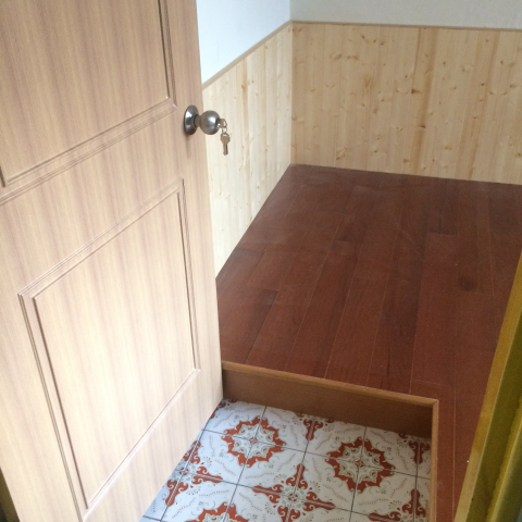 永和微型裝修 - 房間打木地板+換門板
（微裝修高享受）