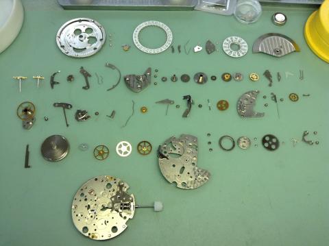 鐘錶維修技師賴紳鴻 - ETA7750