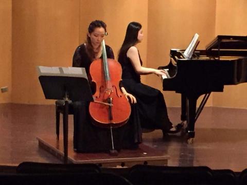 張小姐個人音樂工作室 - 個人大提琴獨奏會