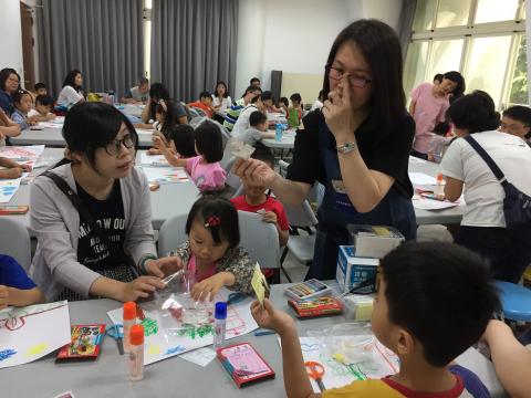 水滴創意工坊 - 社區美術課教學過程-2