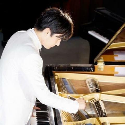 世國琴行 - 專業鋼琴調音、維修、買賣鑑定服務