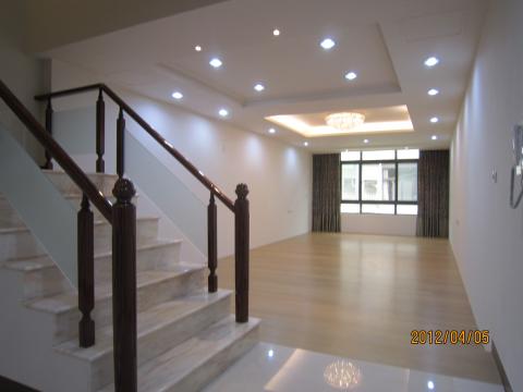 威太設計工作室 - 永康街電梯透天-客廳