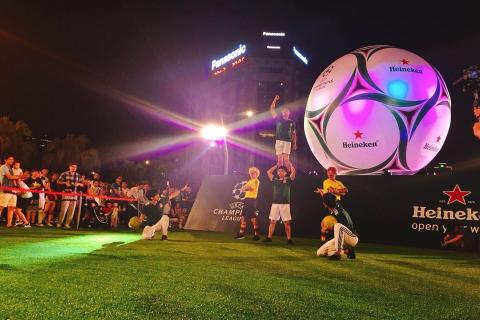 唐心磊 - 2018 海尼根歐冠之夜開幕表演