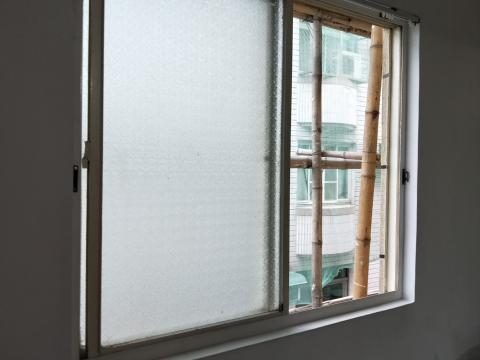 百繕 氣密窗 - 氣密窗安裝前