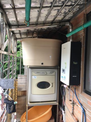 光耀水電工程行 - 熱水器安裝後.數位恆溫.解決忽冷忽熱問題