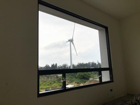 王子裝修工程 - 三拉下固定氣密窗