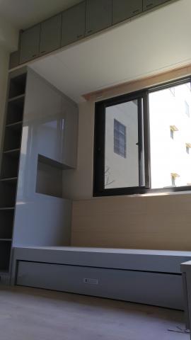 樸森室內裝修工程行 - 小坪數業主希望能把空間利用到最大化，子母床加櫃體，天花也有收納櫃 全部都是木作櫃