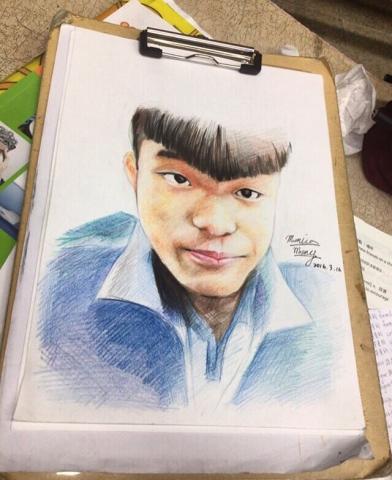 孟家彤 - 客製化人像 2016
色鉛筆、水彩、紙本/21.0cm*29.7cm