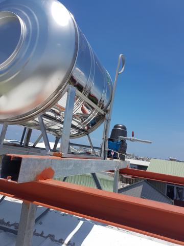 柯明志 - 水塔安裝