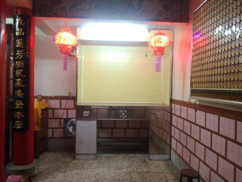 李明源鋼鐵有限公司  - 客製化神明桌 李明源鋼鐵有限公司  - 客製化神明桌