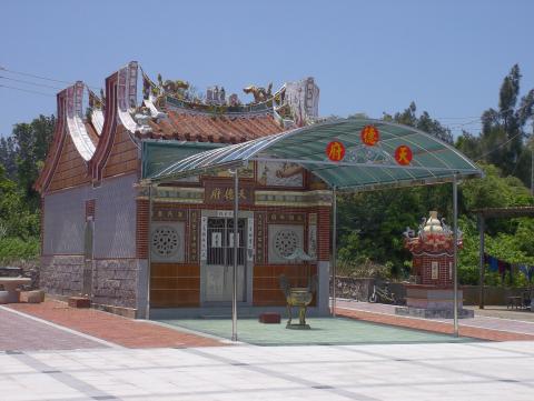 李明源鋼鐵有限公司  - 宮廟室外採光罩 李明源鋼鐵有限公司  - 宮廟室外採光罩