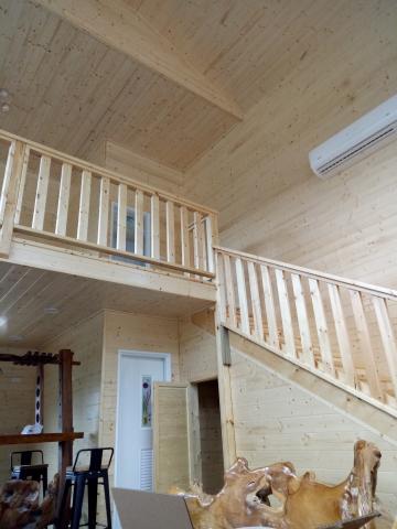 鋐璞室內設計 - 木屋內部